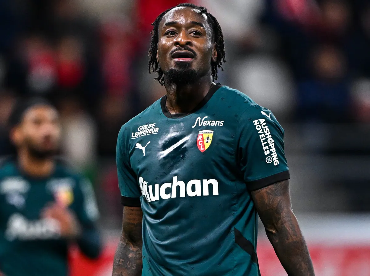 M'Bala Nzola RC Lens
