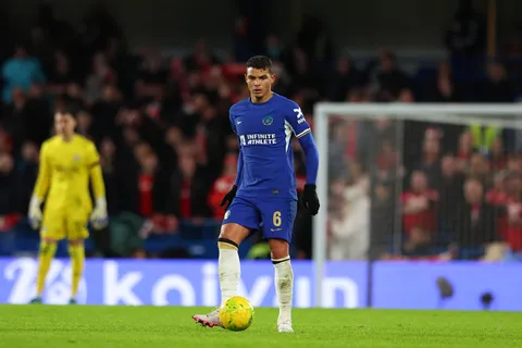 Mercato - Chelsea : Thiago Silva prend la parole et fond en larmes