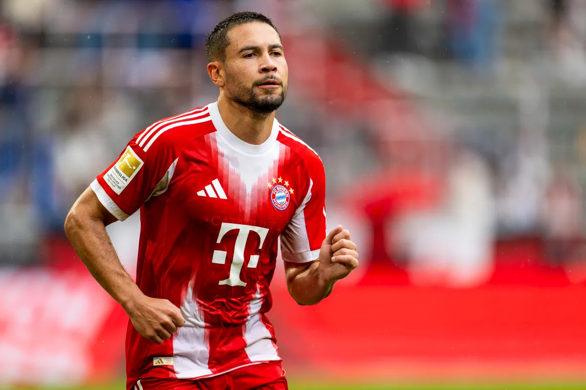Raphaël Guerreiro Bayern Munich