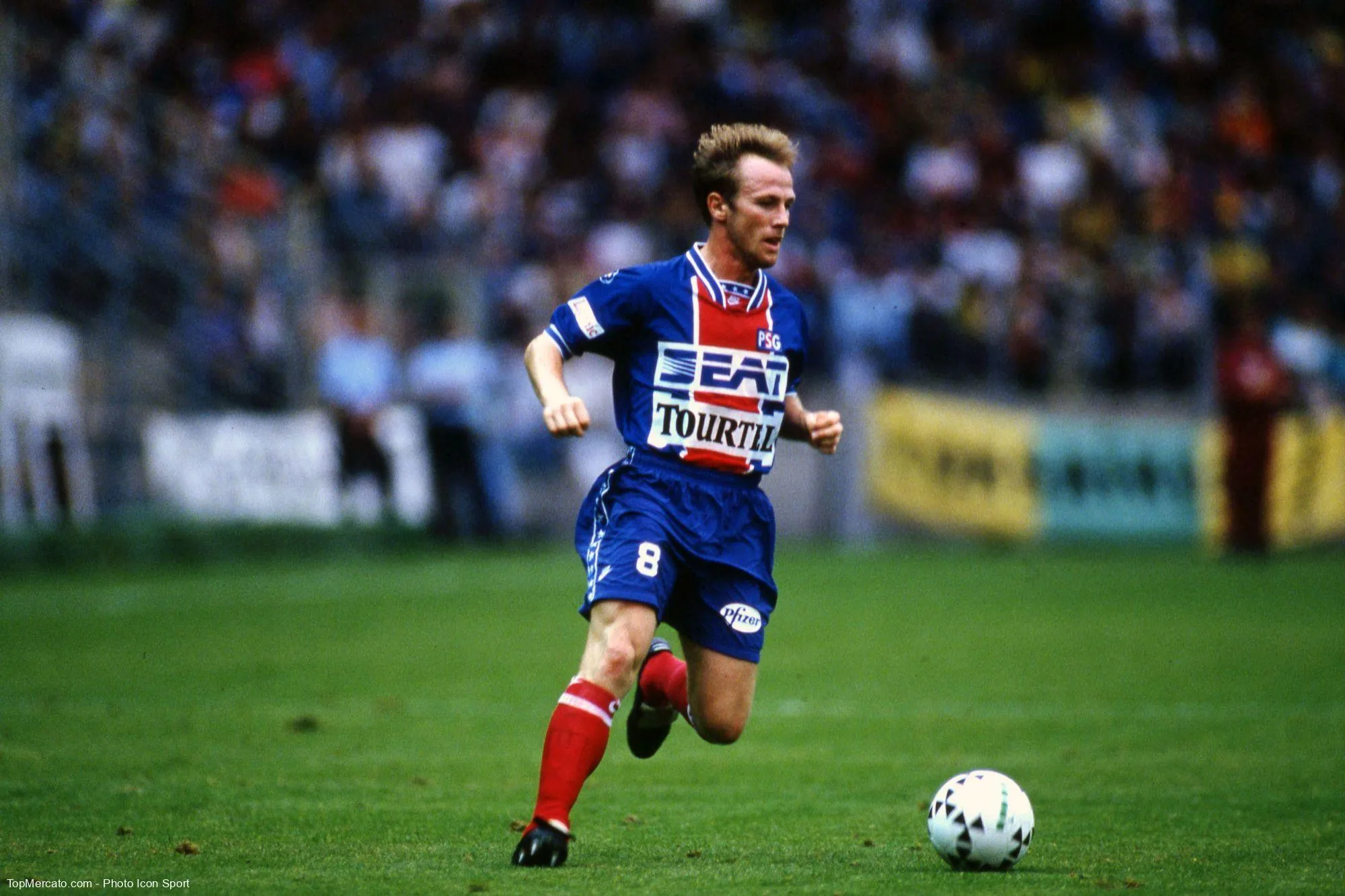 Francis Llacer a entamé et terminé sa carrière de joueur au Paris-SG. Entre ces deux périodes, dans quel club le défenseur n’a-t-il PAS joué ?