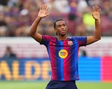 Mercato Barça : Hansi Flick fait passer un message à Alejandro Balde, l’Espagnol face à un dilemme