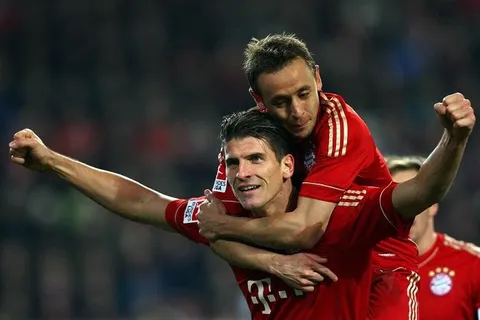 Tops du week-end : Gomez, Naples et Montpellier