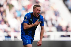 Mercato Manchester United : ex-pensionnaire de L1, Adrien Truffert intègre la shortlist des Red Devils