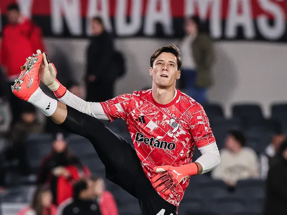 Manchester City : United prêt à lancer un derby inattendu au mercato pour Santiago Beltran !