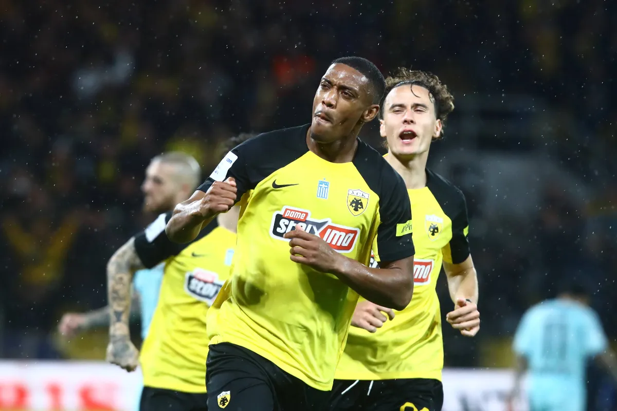 Anthony Martial, AEK Athènes 