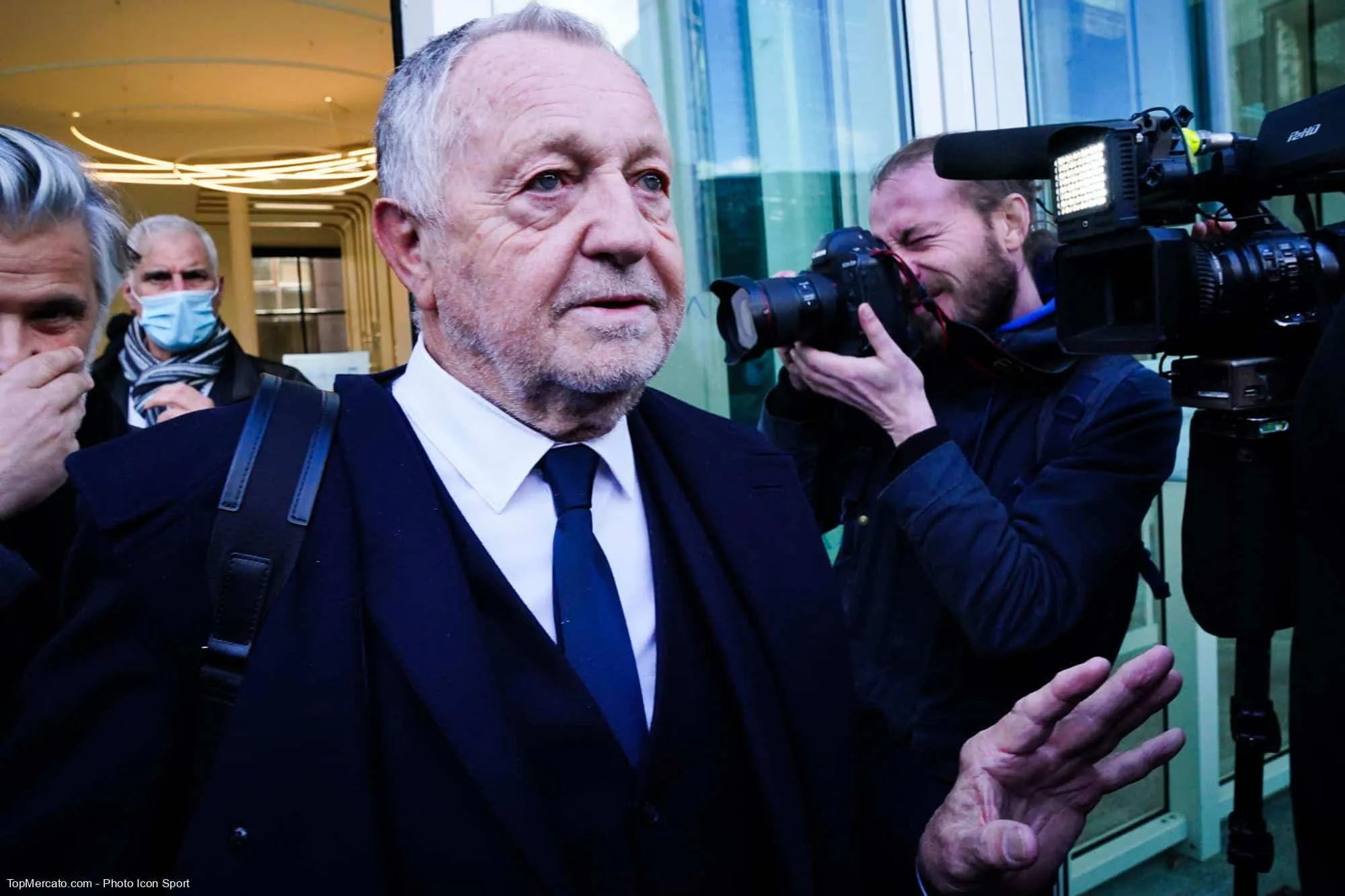 En quelle année Jean-Michel Aulas a pris en main l’OL ?
