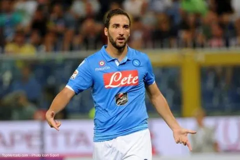 Arsenal : une offre conséquente pour Higuain ?