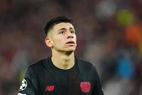 Mercato Manchester City : les 5 options qui se présentent à Claudio Echeverri