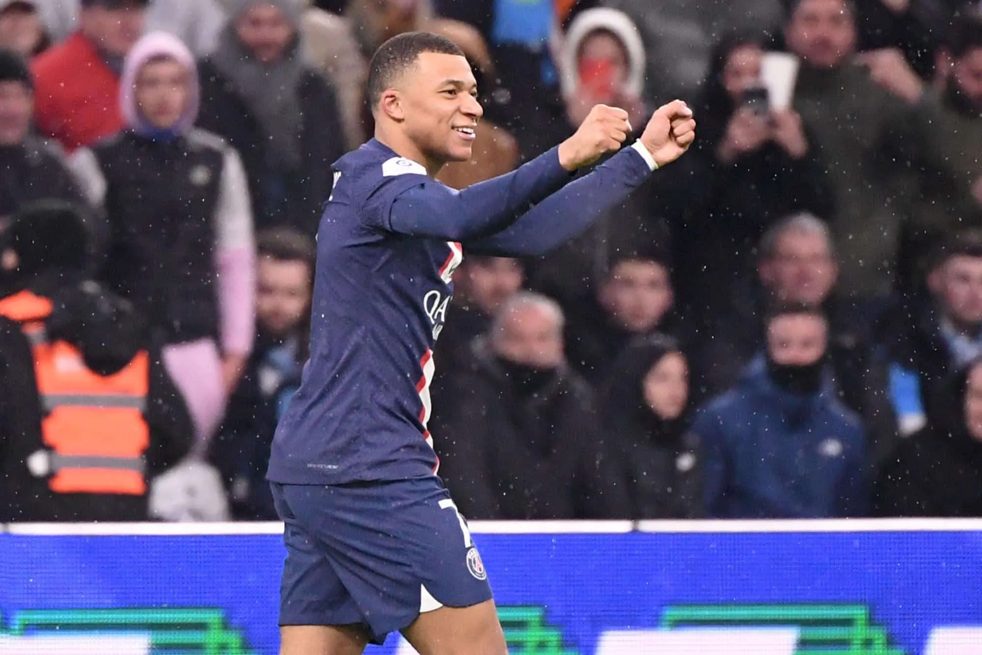 Lors de sa saison la moins prolifique au PSG, en 2017-2018, combien de buts Kylian Mbappé a-t-il marqué ?