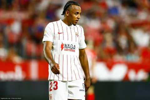 Mercato - FC Séville : Koundé choisit son futur club, énorme surprise !