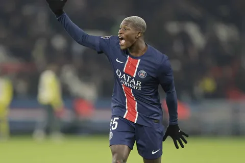 Mercato - PSG : après Manchester United, 3 cadors s’attaquent à Nuno Mendes