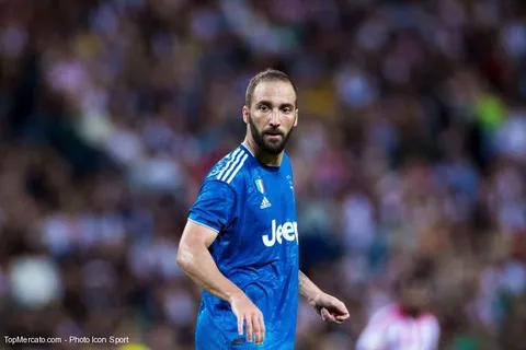 Juventus : un intérêt de l’OM et du PSG pour Higuain ?
