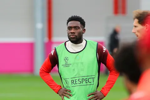 Mercato - Bayern Munich : Alphonso Davies ouvre la porte à 2 cadors