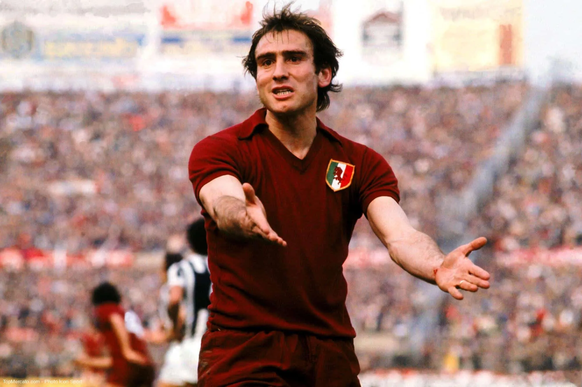 Quel club français, actuellement en L2, élimine le champion d’Italie 1976, le Torino, dans une double confrontation en 8es de finale de la C3, en 1977 ?