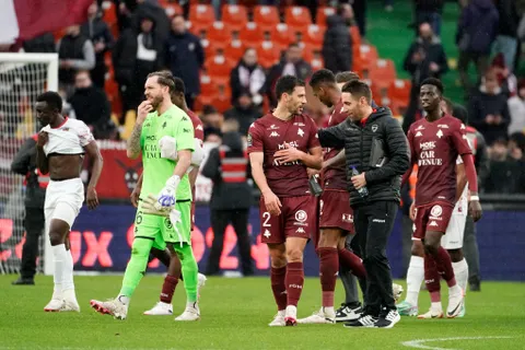 “Un manque de respect vis-à-vis de ses coéquipiers”, un coach de L1 détruit son gardien !