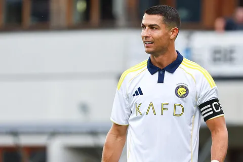 Cristiano Ronaldo bientôt copropriétaire d’Al-Nassr : la Saudi League va-t-elle à nouveau enflammer le mercato ?