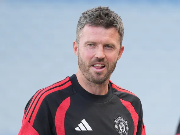 “Son caractère, sa personnalité… C’est un rêve” : Carrick déjà sous le charme d’une des recrues du mercato de Manchester United