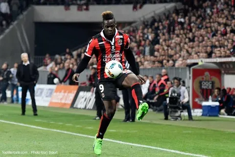 OM : Raiola annonce la couleur pour Balotelli !