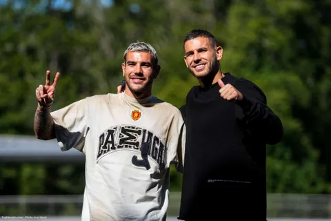 Equipe de France : les frères Hernandez réunis en club ? Leurs réponses
