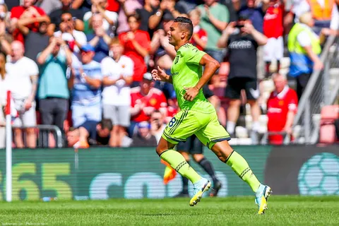 Manchester United : Casemiro, 70 M€ pour se retrouver sur le banc ?