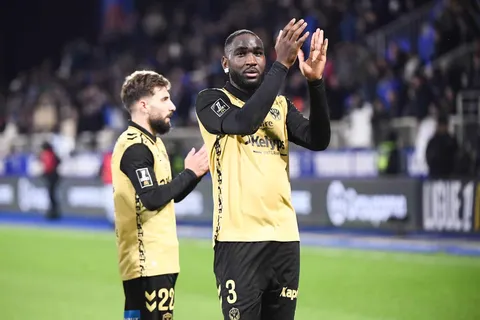 Mercato ASSE : un club de Ligue 1 débarque sur Mickaël Nadé