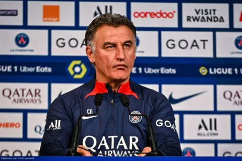 OM-PSG : Galtier pète un câble contre un supporter !