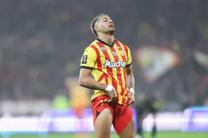 Mercato Lens : danger pour l’OM, un quart de finaliste de C1 se place sur Medina