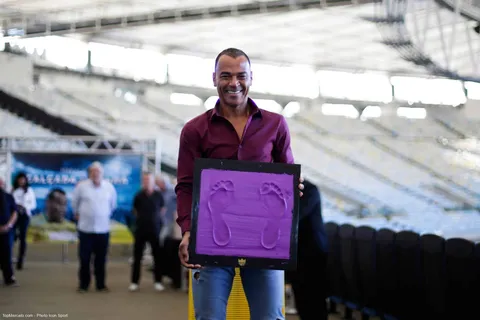 Brésil : Neymar, les Bleus, CR7…Une légende de la Seleçao se confie