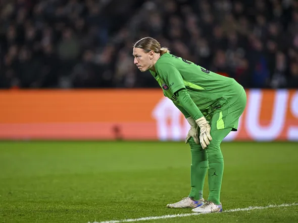 Mercato PSG : Safonov fautif avant Liverpool, la hiérarchie encore remise en cause ?