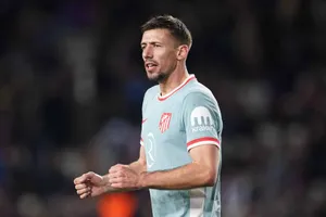 Mercato Barça : l’Atlético rechigne pour les 10 M€ de Lenglet, un autre cador européen débarque