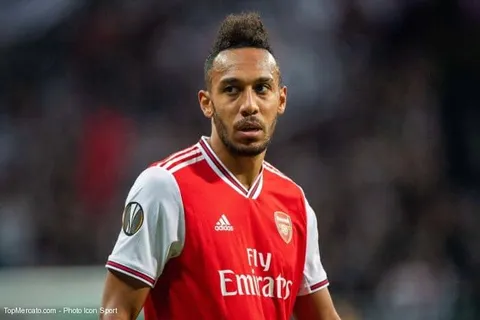 Arsenal : Aubameyang et Lacazette penseraient à partir