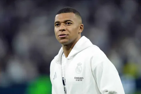 Quel est le salaire de Kylian Mbappé ?