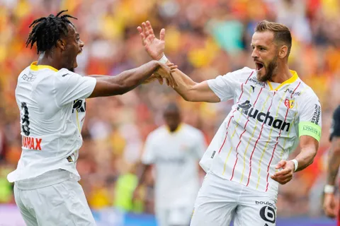 Lens – Versailles : chaîne et heure du match de préparation