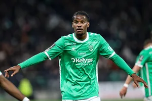 Mercato – Un club européen prêt à soulager l’ASSE pour l’indésirable Pierre Ekwah