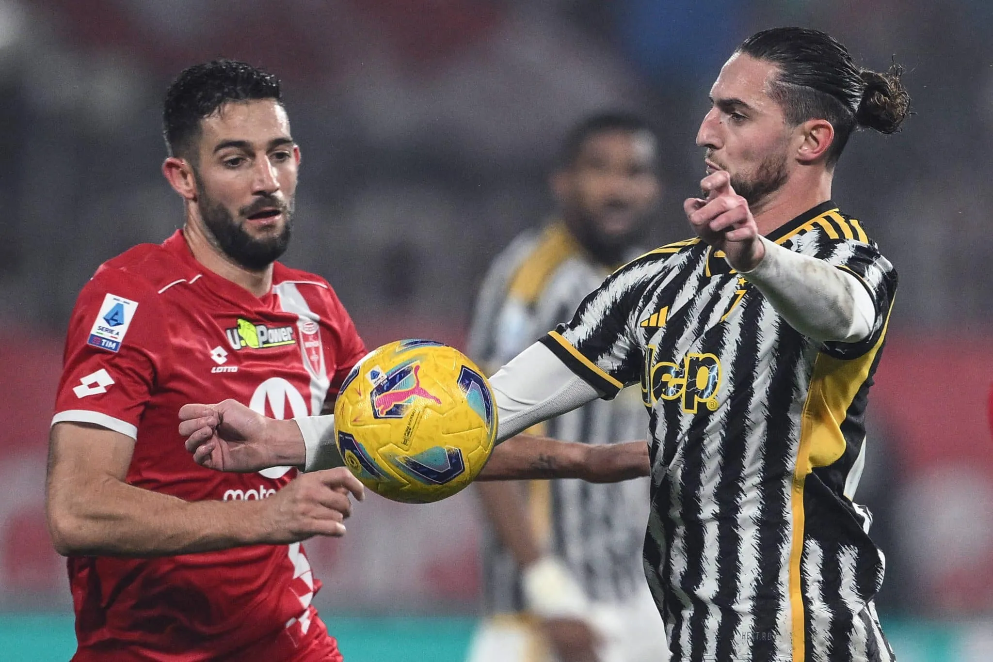 Qui est ce joueur de l’AC Monza, chambré par Adrien Rabiot après une victoire de la Juventus en 2023 avec ce message : ”Apprends à toujours rester humble. Car tant que l’arbitre n’a pas sifflé, tout est encore possible. Souviens-toi bien de ça” ?