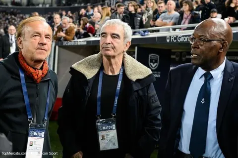 EdF : Anelka se dit prêt à reparler avec Domenech