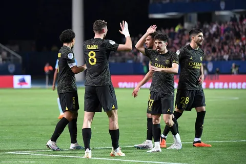 Mercato - PSG : un milieu scelle son avenir