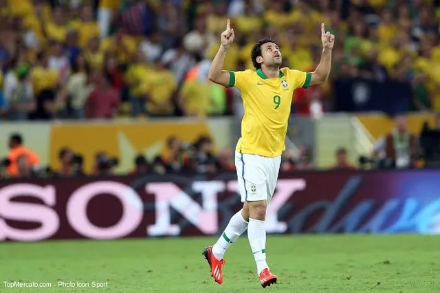 Damião, Chicharito, Fred… Valence prépare la succession de Soldado