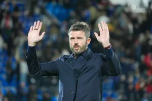 Mercato Manchester United : le favori pour succéder à un Michael Carrick plus en danger que jamais