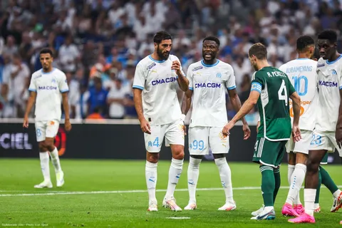 L’OM charge le Panathinaikos et écrit à l’UEFA !