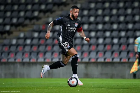 Mercato - Barça : les dirigeants commencent à trembler pour Depay