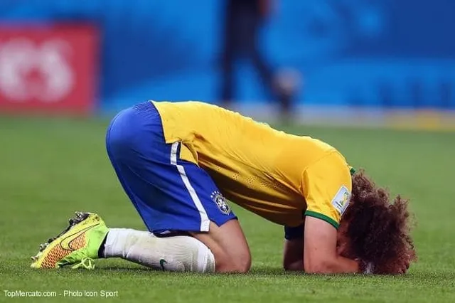 Brésil : David Luiz se fait allumer par la presse