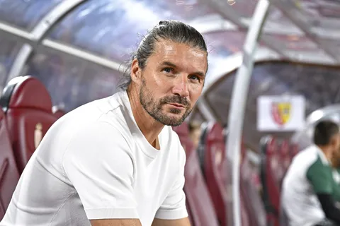 Mercato Lens : un avenir déjà incertain pour un attaquant poussé vers la sortie à l’été 2026