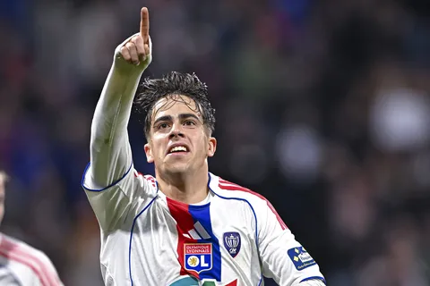 Mercato OL : un prix fixé pour Afonso Moreira, 4 courtisans identifiés pour l’été 2026