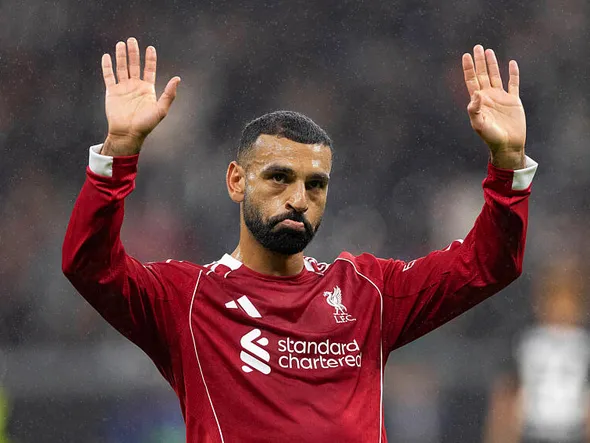 Les “demandes illégales” de l’agent de Mohamed Salah font capoter son transfert !