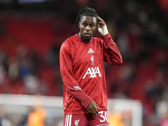 Liverpool : le cas Frimpong inquiète, 2 Français à la lutte pour le remplacer dès le mercato d’hiver ?