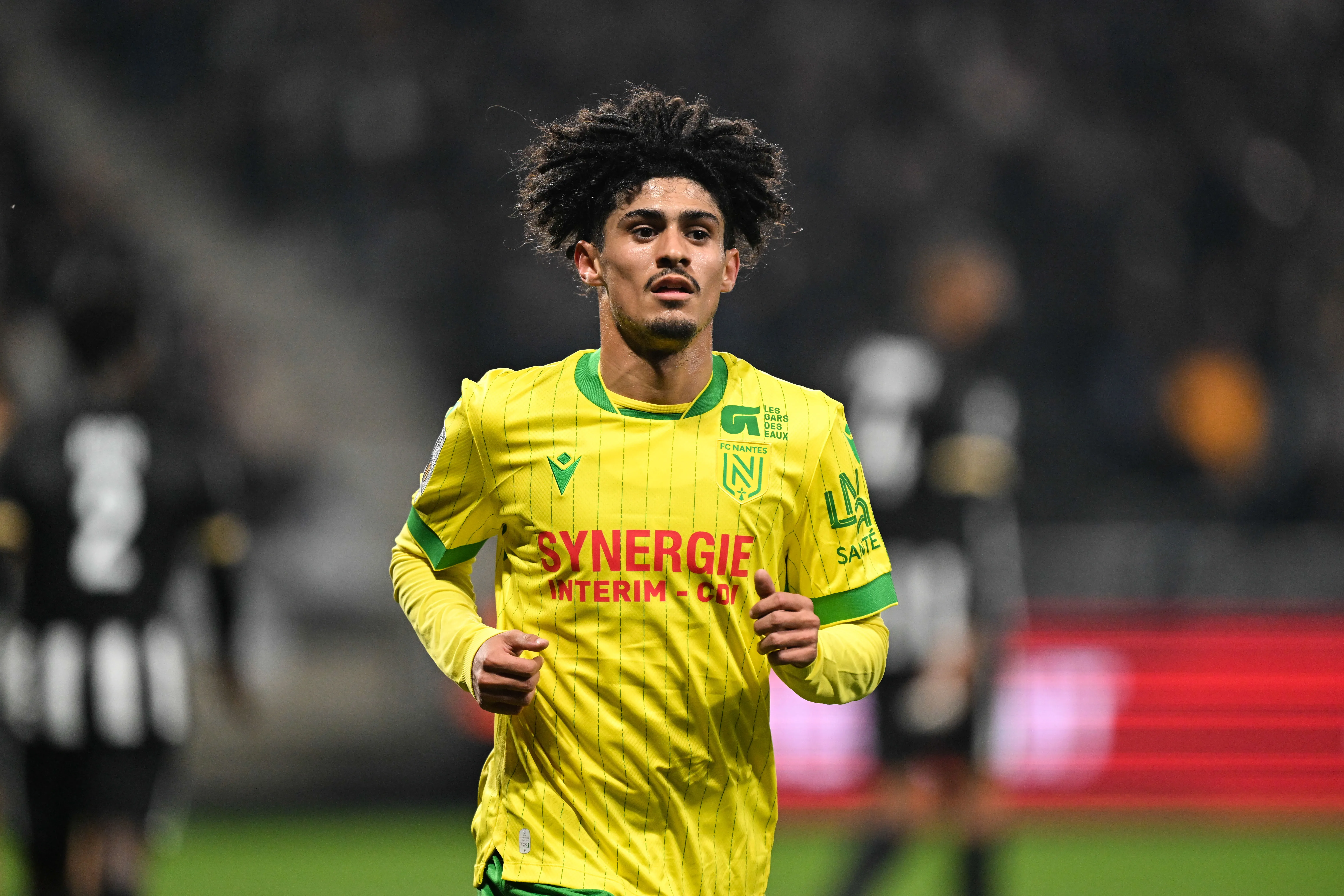 Yassine Benhattab FC Nantes