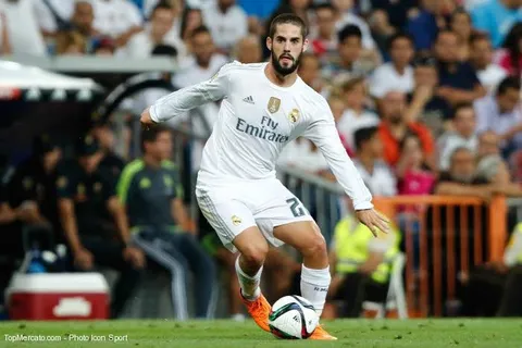 Real Madrid : Mourinho compte bien faire une offre pour Isco
