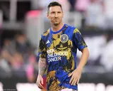 “C’est une escroquerie”, Riolo dézingue (encore) Messi !
