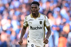 Mercato Lens : la sensation Mamadou Sangaré attire déjà 3 cadors de PL